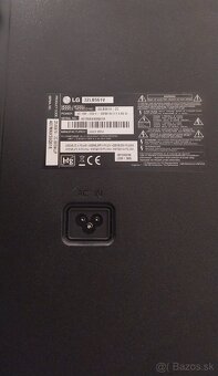 LG 32 LB561V - 2