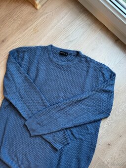 Modrý sveter - 2