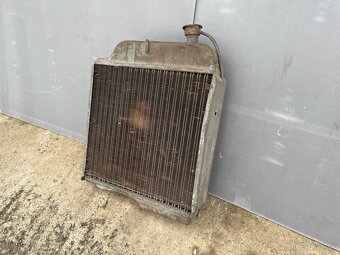 chladič vody zetor - 2