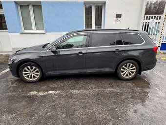 Volkswagen Passat Variant 2.0 TDi DSG - 2
