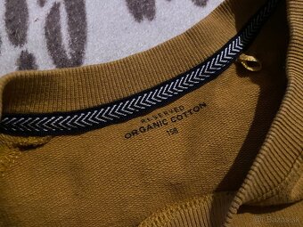 Mikina Reserved 158 - 2