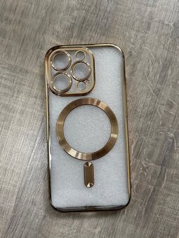 Kryty IPhone 16 Pro - 2