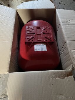 Tlakova nadoba MAXIVAREM - 2