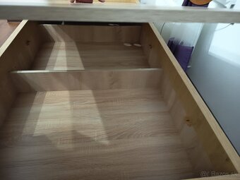 Jednolôžková posteľ MDF - 2