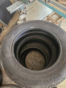 Pirelli powergy 225/55 r17 - 2