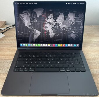 MacBook Pro 14" Apple M5 Pro Kozmický čierny SK - 2