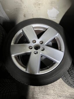 235/45 r17 VW letná sada elektrony - 2