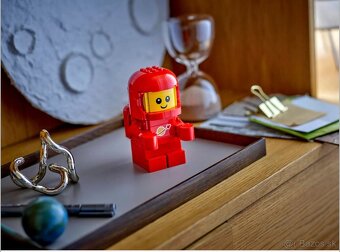 Predam lego 40767 zvacsany maly astronaut - 2