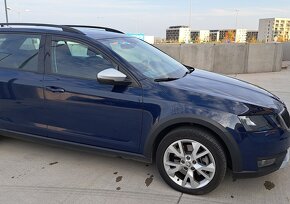 Škoda Octavia Scout - 2