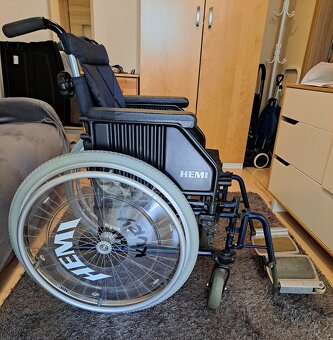 Invalidny vozik - 2