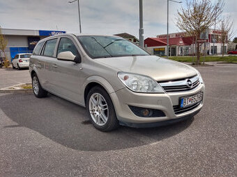 Opel Astra Caravan 1.9 CDTI 88KW 10/2010 - 2