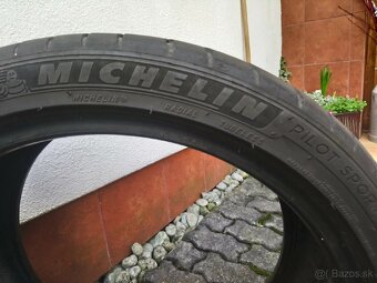 Michelin 235/40 r19 - 2