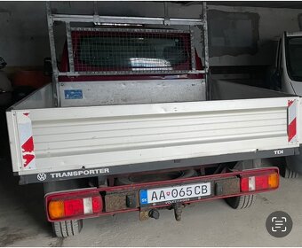 Volkswagen T5 1.9tdi Valník - 2