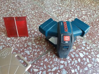 BOSCH KRIZOVY A DIAGONALNY LASER - 2