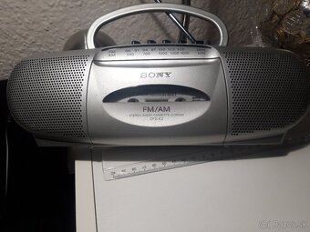 radio prehravač SONY - 2