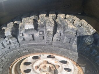 Predam na suzuki samurai disky r15 plus gumy t3 - 2