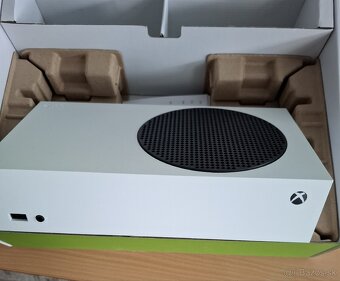 XBOX series S , 512 GB - 2