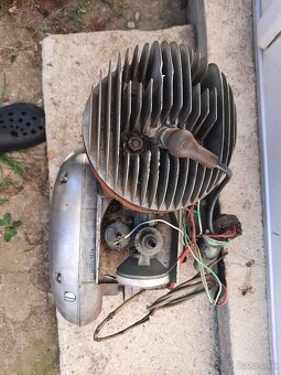 Jawa 250/590 šport,stadión s 11,s 22 motor - 2