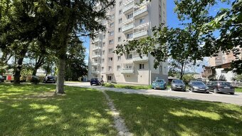 Na predaj: 3-izbový byt s krásnym výhľadom a príjemným okolí - 2