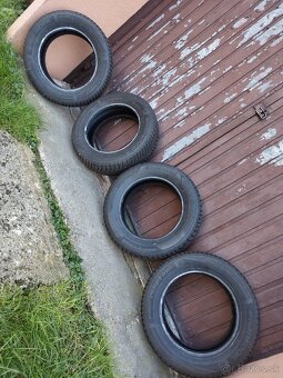zimne pneumatiky 185/65 r15 hankook - 2