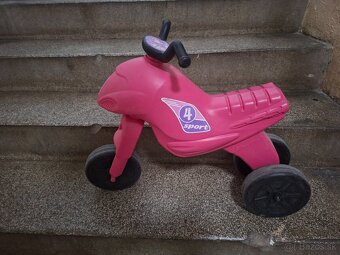 Odrážadlo kovové, červené + plastové odrážadlo k tomu zdarma - 2