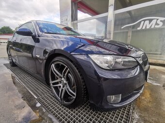 BMW E93 Cabrio 325i manuál - 2