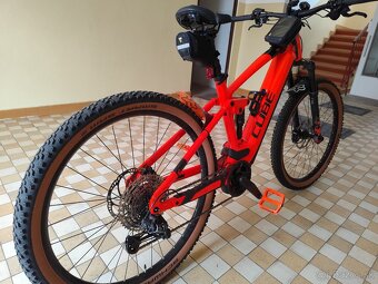 Cube stereo hybrid - 2