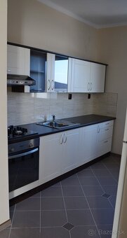 Prenájom 2,5 izbového bytu v RD v Topoľčanoch - 2