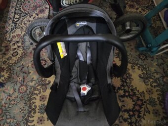 Predám prenosnú autosedačku - 2