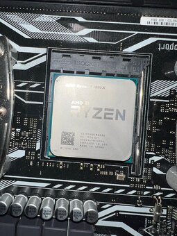 AMD Ryzen 7 1800X - 2