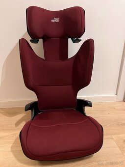 Predam autosedacku Britax Romer - 2