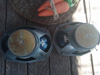 Predám trojpasmove reproduktory do auta - 2