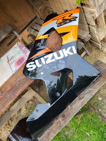 Suzuki gsxr plasty - 2