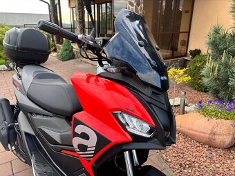 Aprilia SR GT 125 - 2