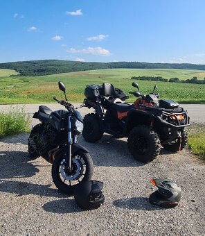 Yamaha MT07 - 2