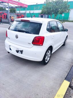 Volkswagen POLO - 2