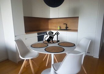 SKYPARK Na prenájom 2 izb. byt s garážovým miestom - 2