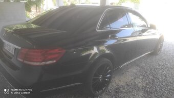 Mercedes Benz E - 2
