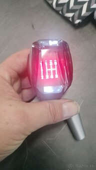 Riadiaca páka - 2