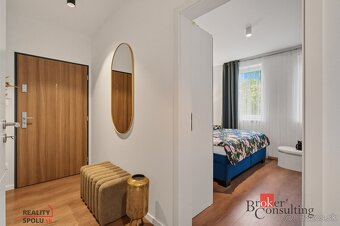 REZERVOVANÉ Moderný 2 izbový byt s parkovacím miestom Nitra, - 2