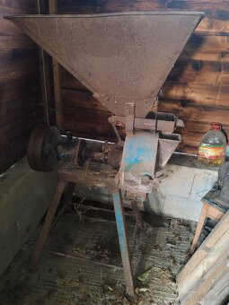 Sečkareň a srotovnik - 2