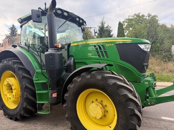 Zemědělský traktor John Deere 6215, rok výroby 2017, 7600 mo - 2