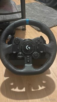 Logitech G923 pre PC/PS4 - 2