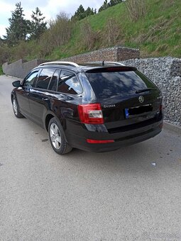 Škoda Octavia - 2