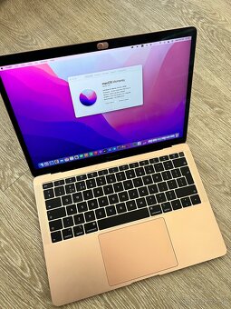 MacBook Air Retina Pink so stojanom - 2