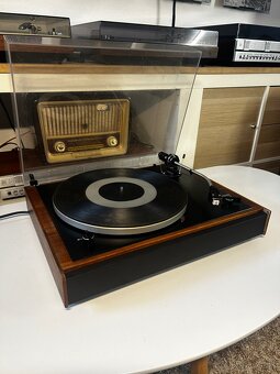 Gramofon Tesla Nc440 v peknom stave - 2