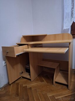 Písací stôl / stôl na počítač - 2