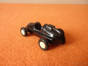stará hračka - bakelitový monopost Tatra 607 Směr 50-60 roky - 2
