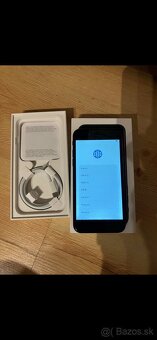 Iphone SE 2022/64 GB - 2