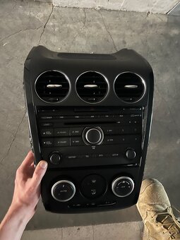 Mazda rádio CX7 - 2